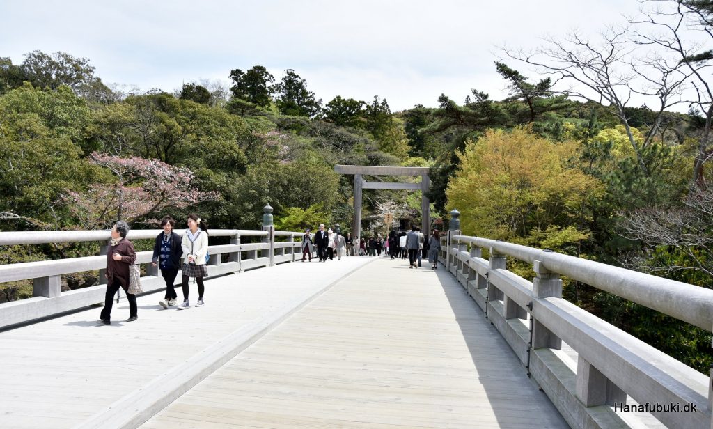 ise jingu naiku ujibashi bro