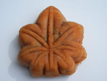 Momiji manju