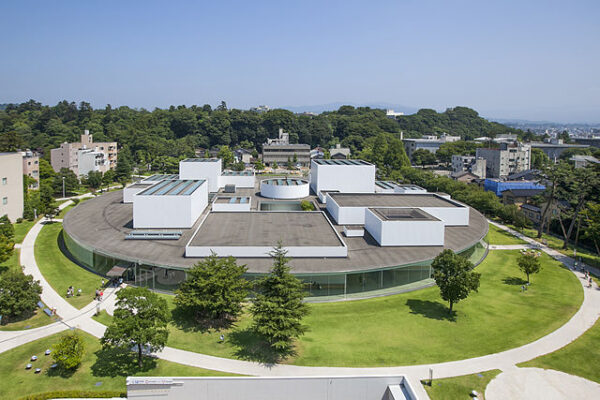 1st_Century_Museum_of_Contemporary_Art,_Kanazawa