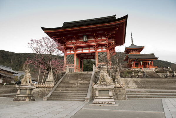 niomon-porten_kiyomizudera