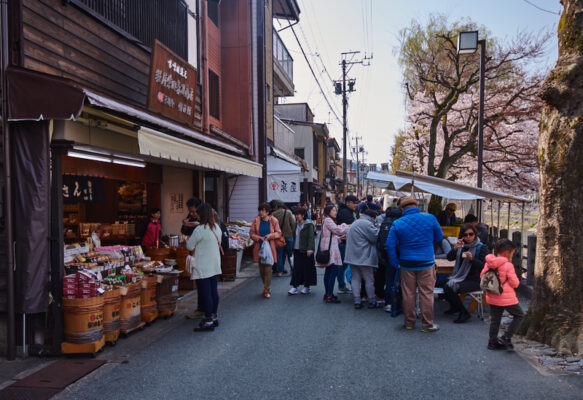 morgenmarkedet_takayama