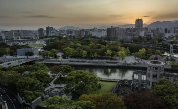 fredsparken hiroshima udsigt Orizuru tower