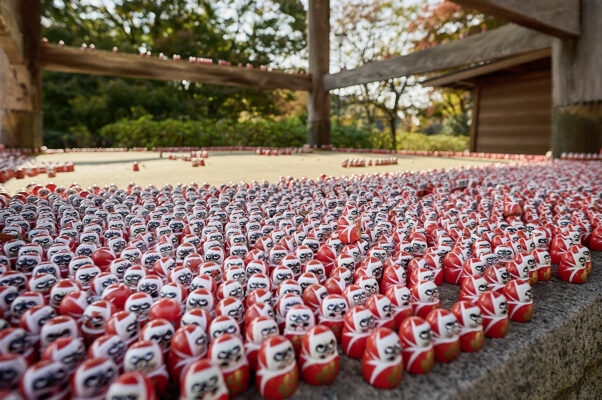 katsuoji-templet osaka_daruma-dukker