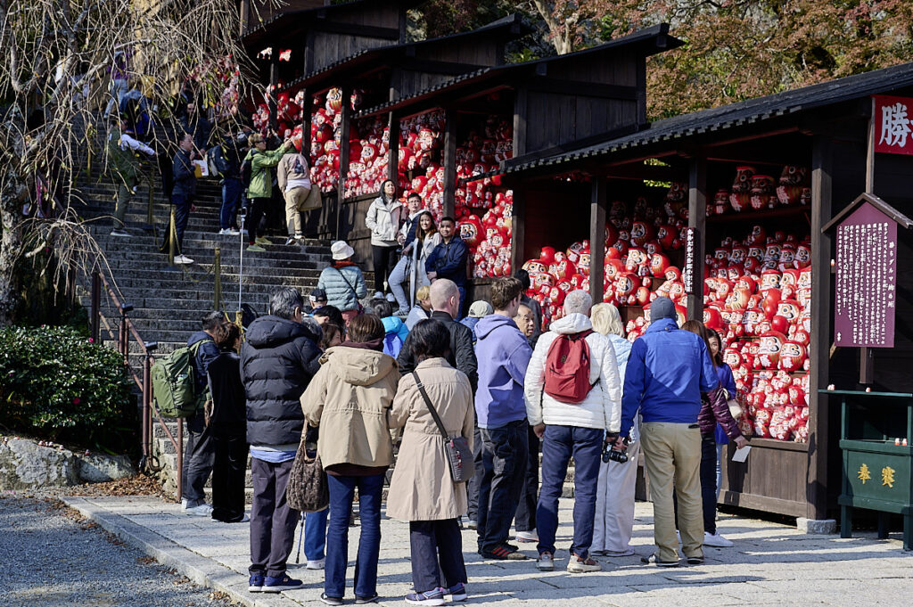 Daruma-dukker ved Katsuōji-templet nord for Osaka