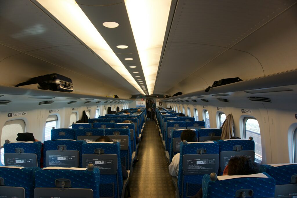 marek-lumi-shinkansen japan