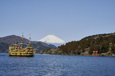fuji bjerget hakone ashi søen piratskib